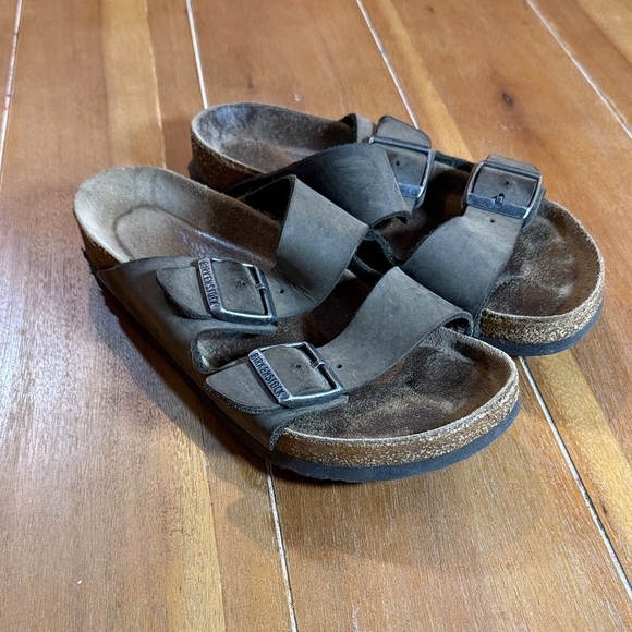 Birkenstock Shoes - Birkenstock Women’s Size 37 Dark Brown Double Strap Sandals